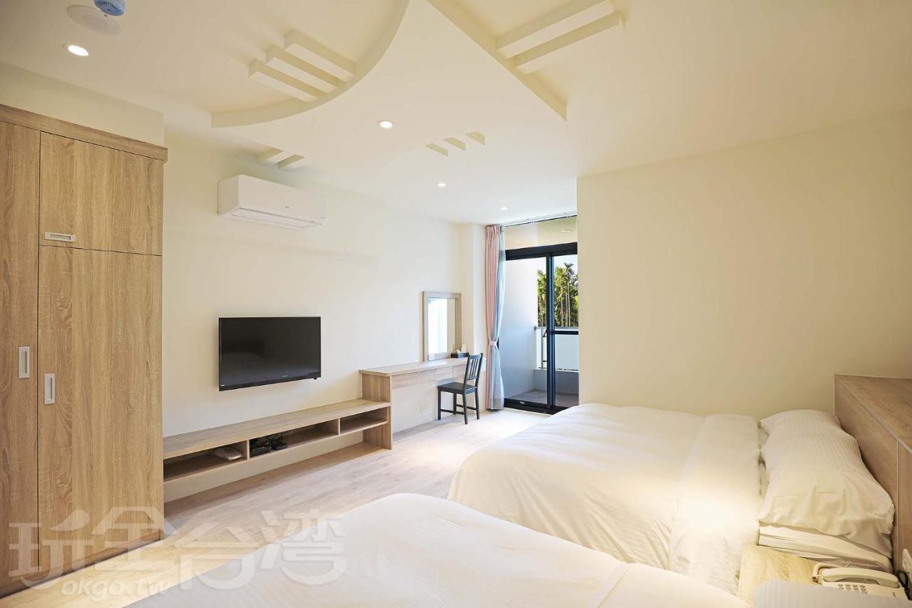 Riyuewan Homestay Юйчи Экстерьер фото